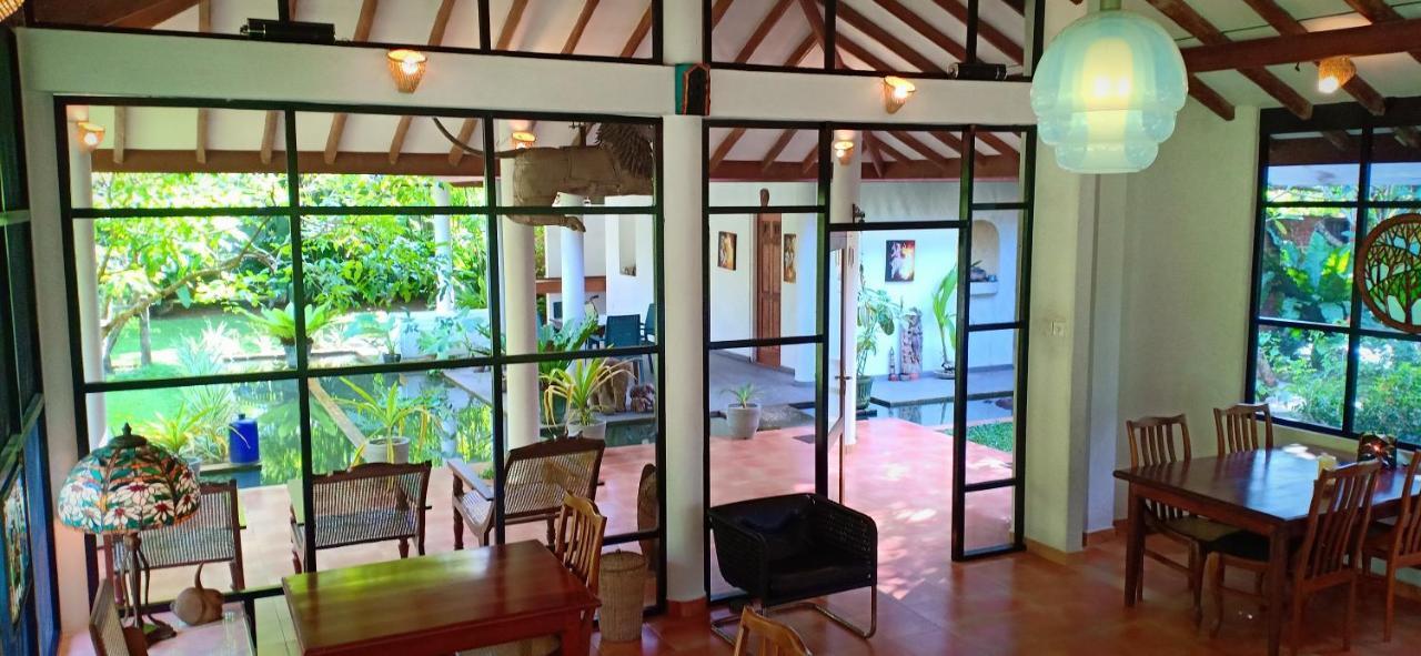 Mango House Japanese Guest House Negombo Esterno foto